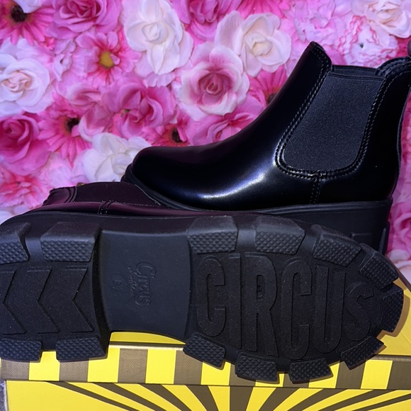 Circus by sam eldelman womans darielle ankle boot chunky - Picture 3 of 7